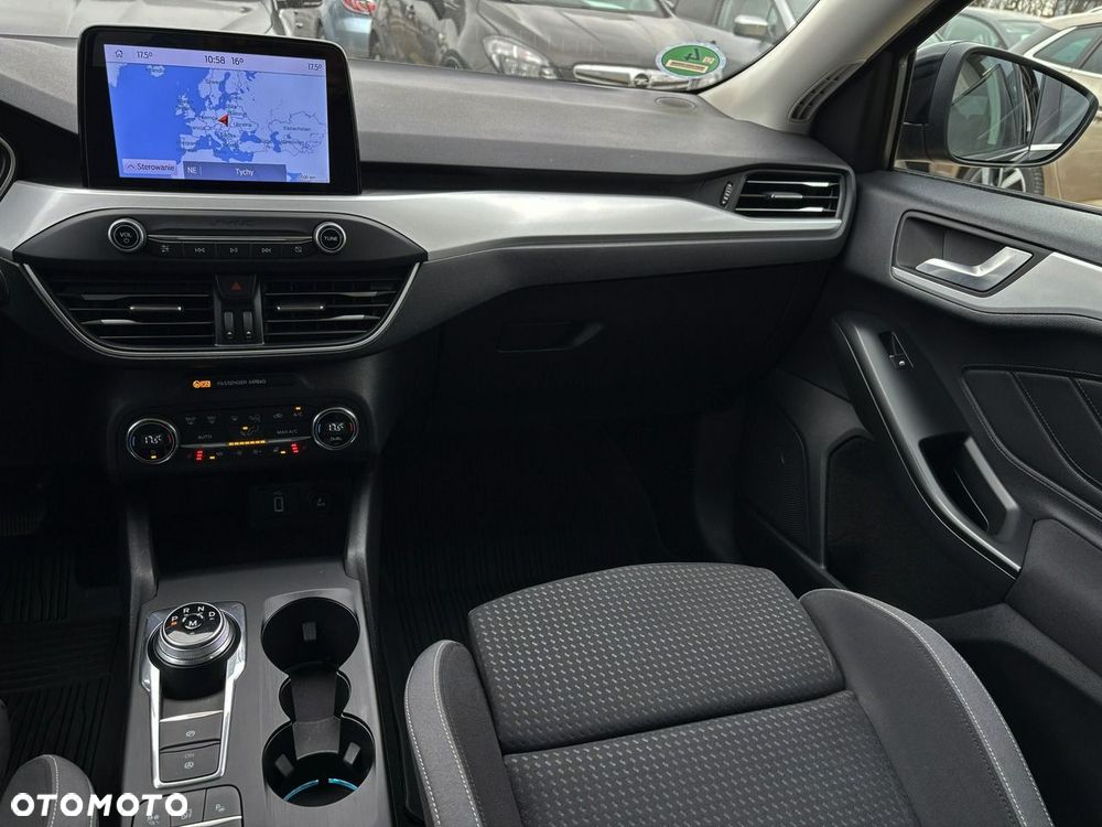 Ford Focus - 27