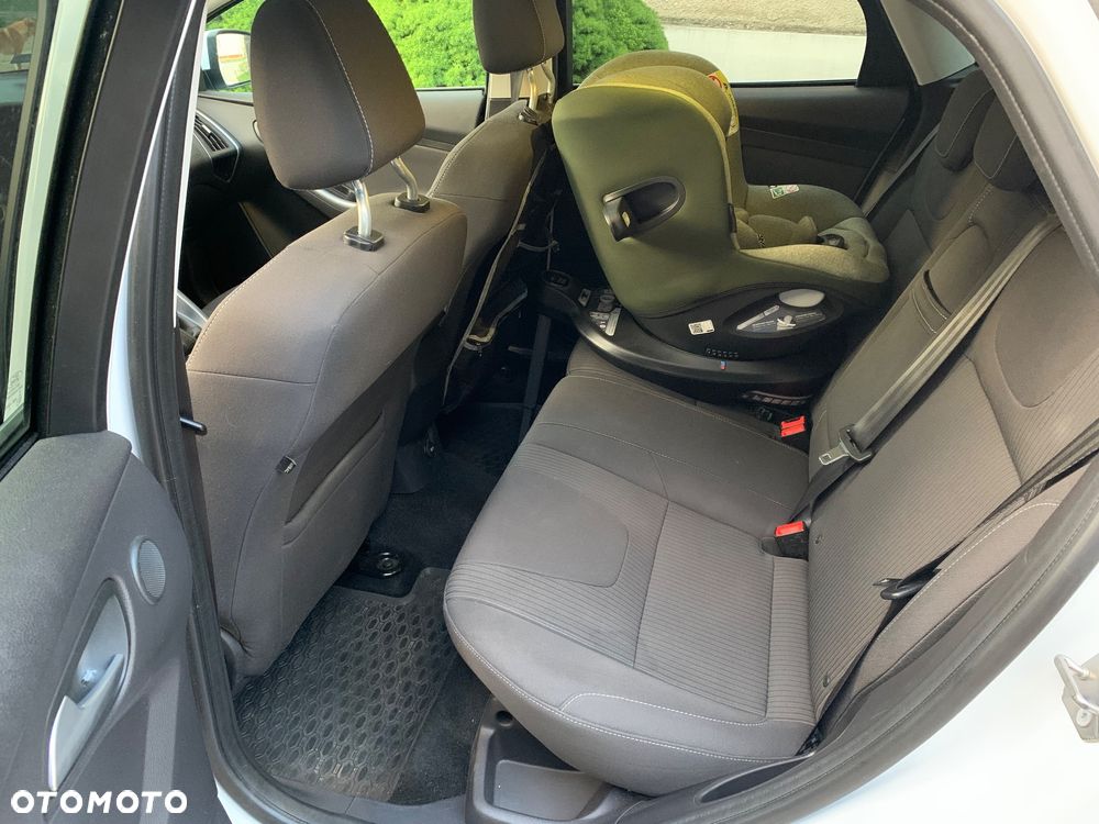 Ford Focus 1.6 EcoBoost Start-Stopp-System Titanium - 9