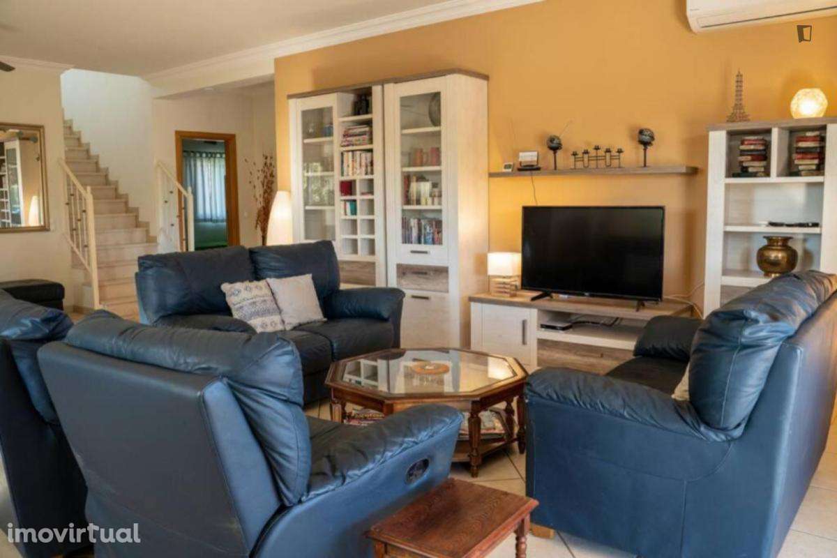 Casa com 3 quartos - localizado em Faro - Grande imagem: 4/23