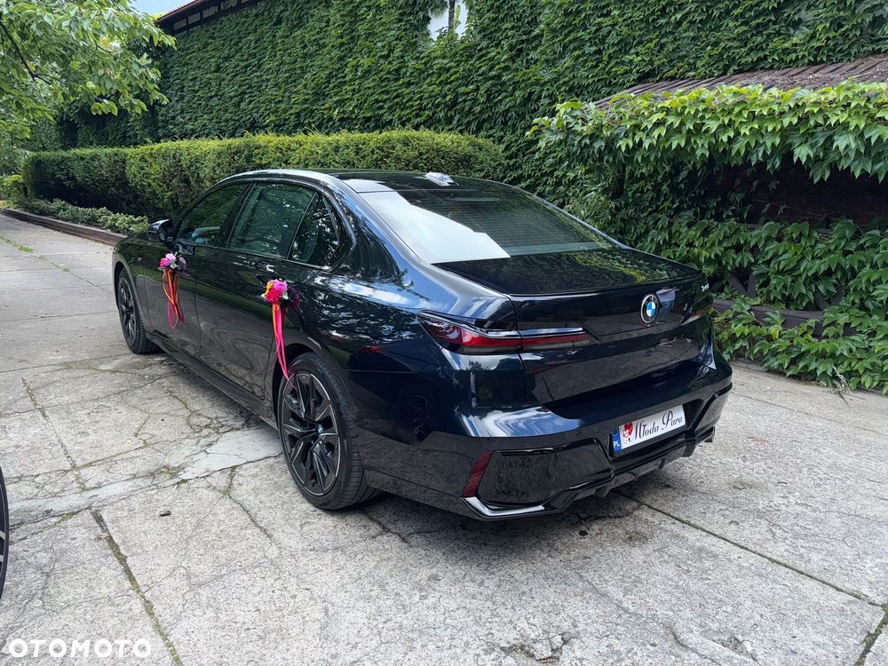 BMW Seria 7 2023 photo 3