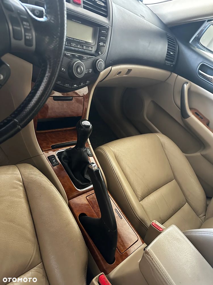 Honda Accord - 25