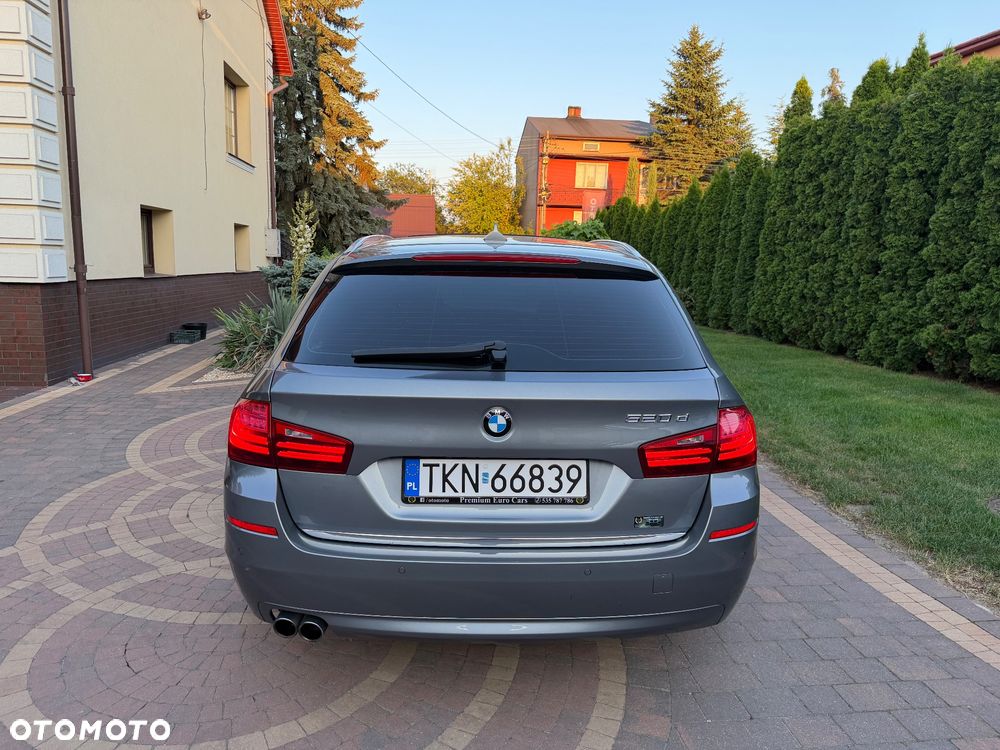 BMW Seria 5 520d Luxury Line - 15