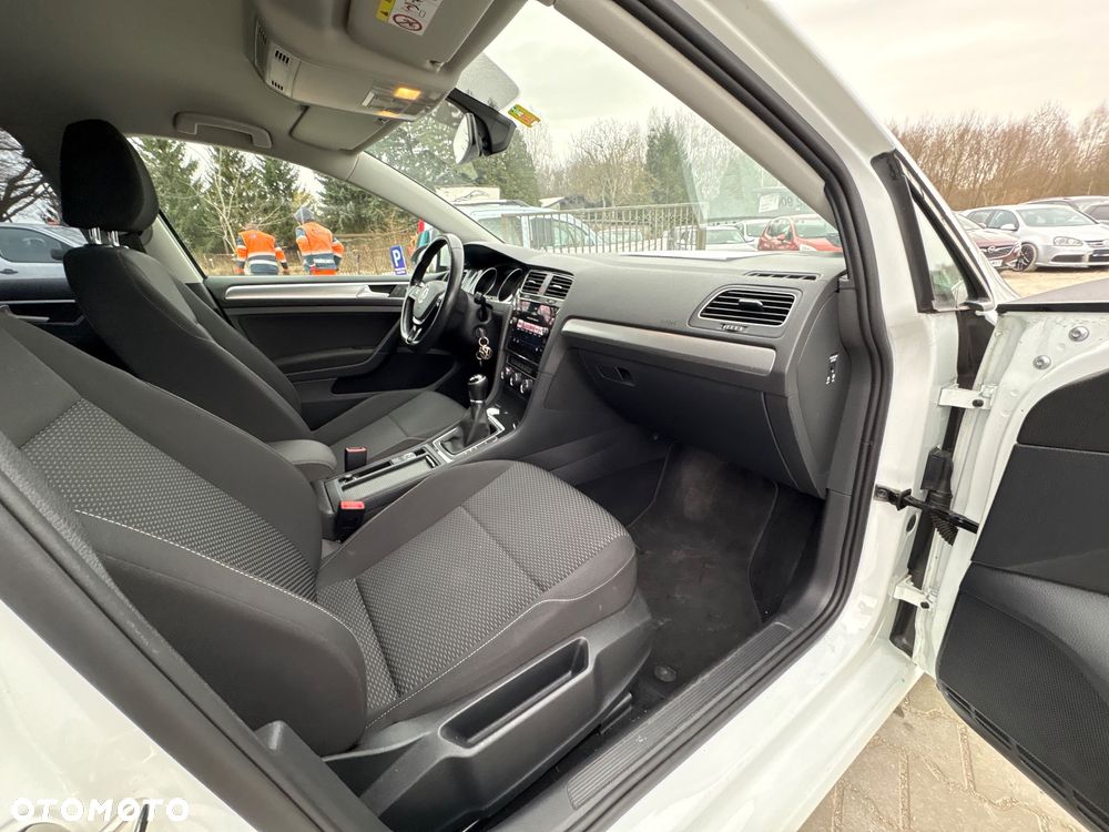 Volkswagen Golf 1.0 TSI Highline - 14