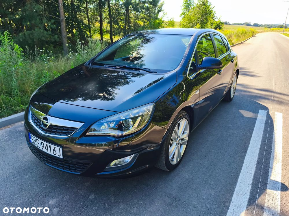 Opel Astra 1.4 T Sport - 1