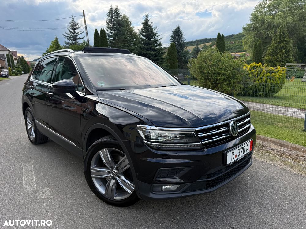 Volkswagen Tiguan - 1