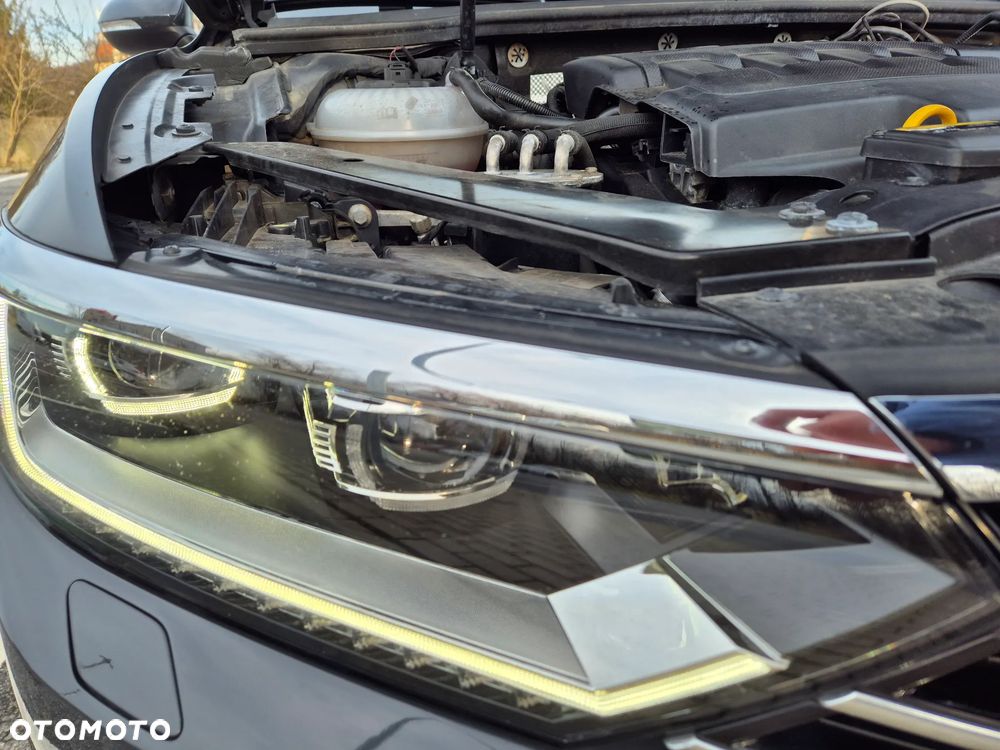 Volkswagen Passat - 18