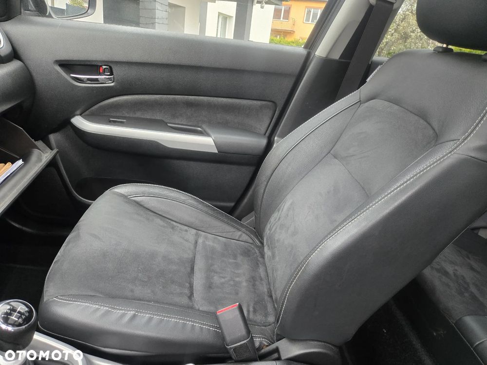 Suzuki Vitara 1.6 DDiS (4x4) Allgrip Comfort+ - 14