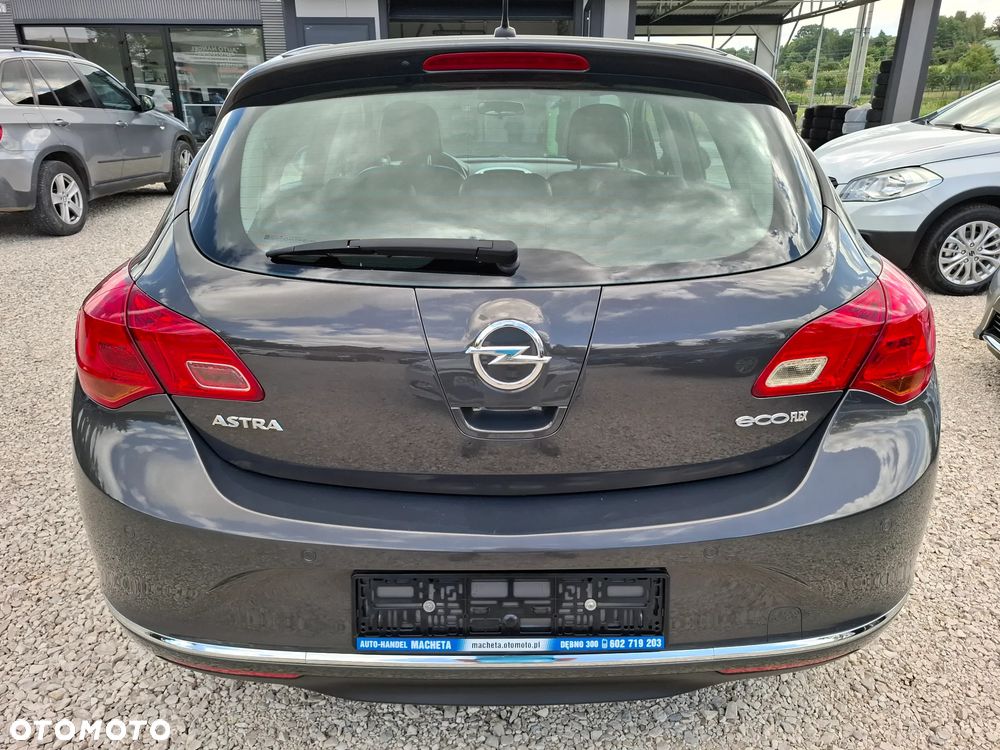 Opel Astra 1.6 Innovation 110 Jahre - 22