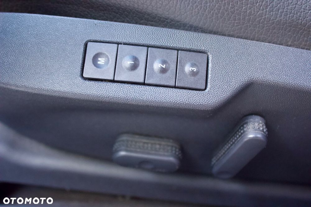 Opel Vectra 2.8 V6 Turbo Automatik Sport/GTS - 22