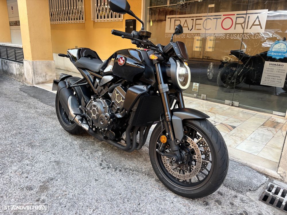 Honda CB 1000RA Black Edition - 1
