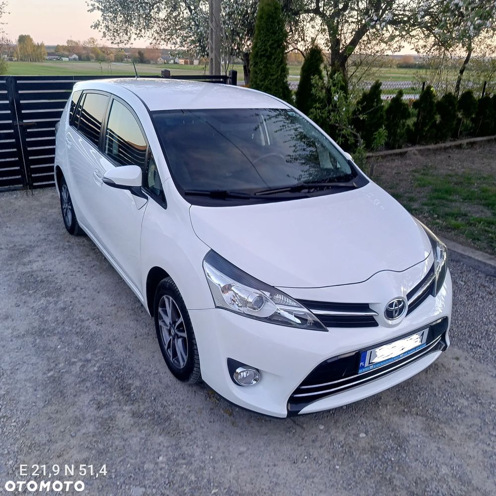 Toyota Verso 2.0 D-4D 5-Sitzer Executive - 2