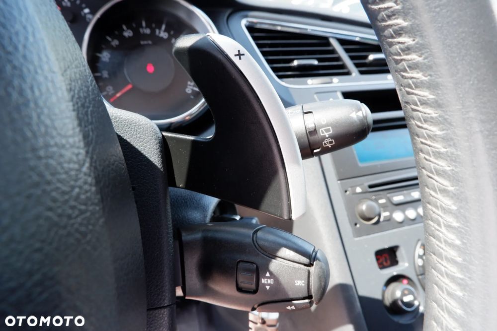 Peugeot 5008 HDI FAP 110 EGS6 Premium - 18