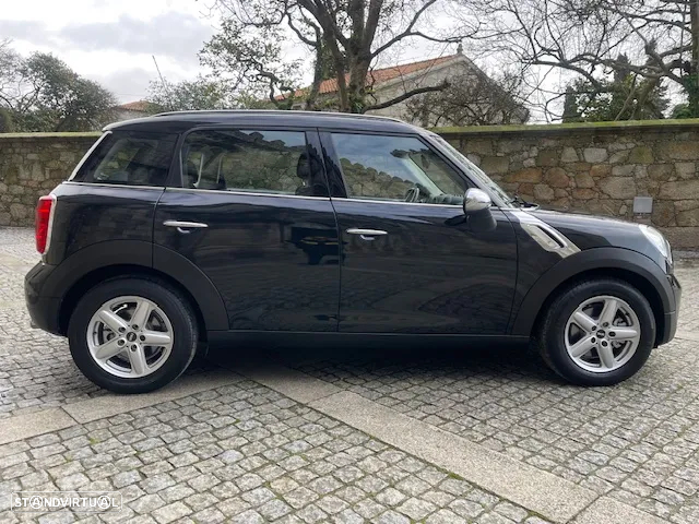 MINI Countryman One D - 25