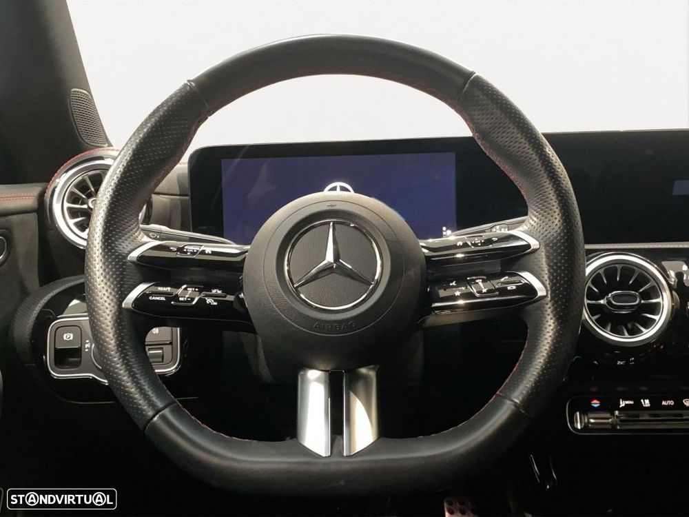 Mercedes-Benz CLA 250 - 10