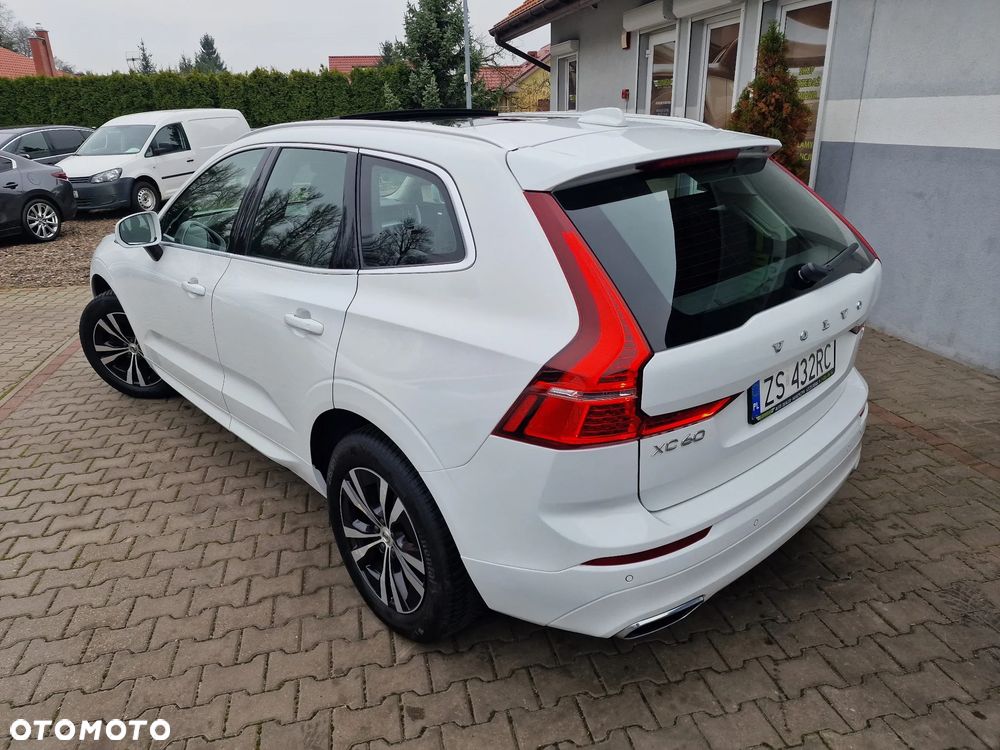 Volvo XC 60 D4 Drive-E Ocean Race - 8