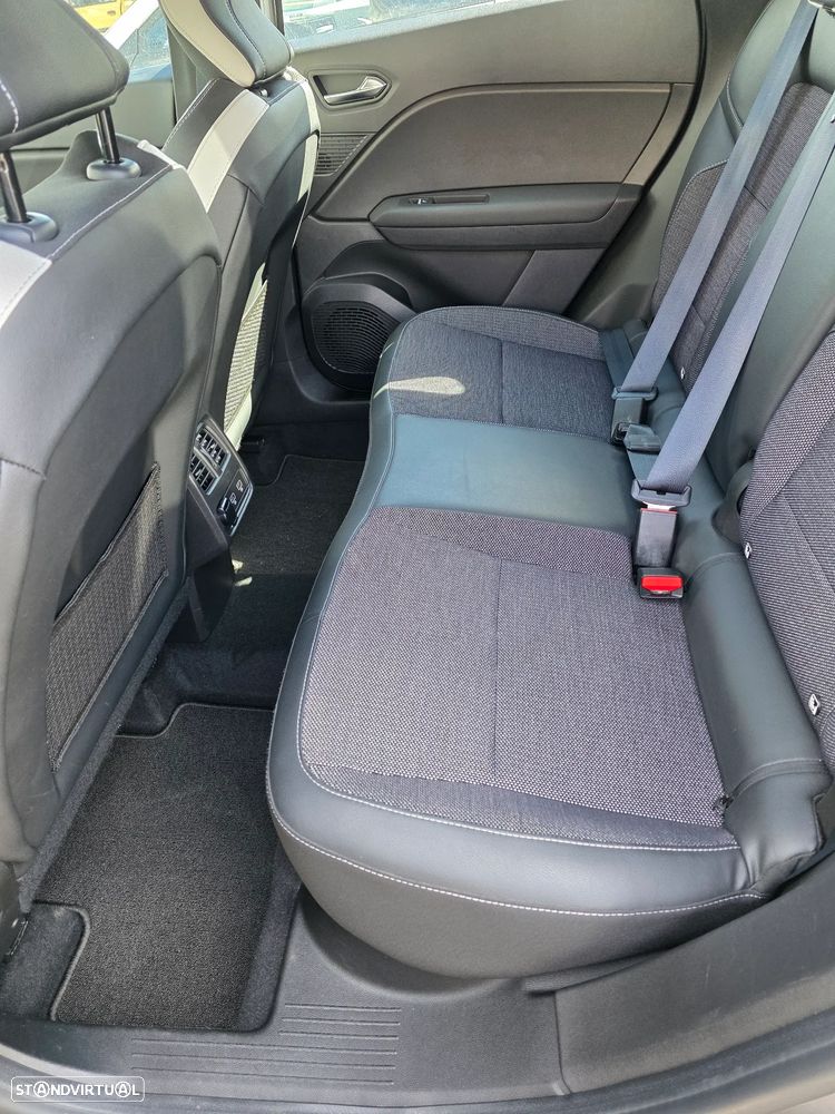 Renault Captur 1.6 E-Tech Plug-In Intens - 11