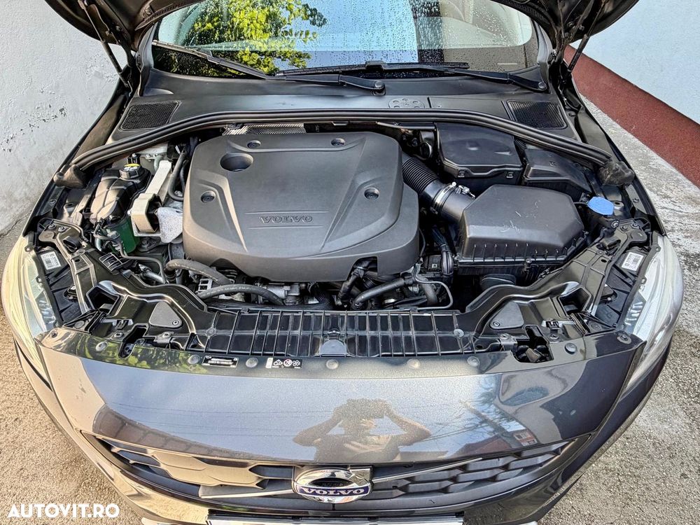Volvo V60 D4 Momentum - 11