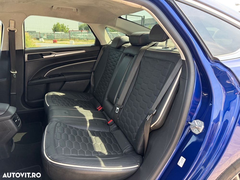 Ford Mondeo - 24