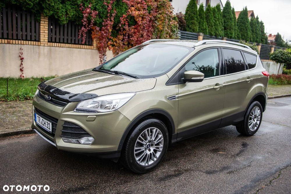 Ford Kuga 2.0 TDCi 2x4 Titanium - 10