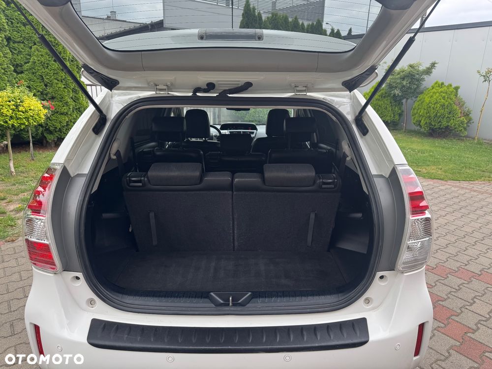 Toyota Prius+ (Hybrid) Executive - 19