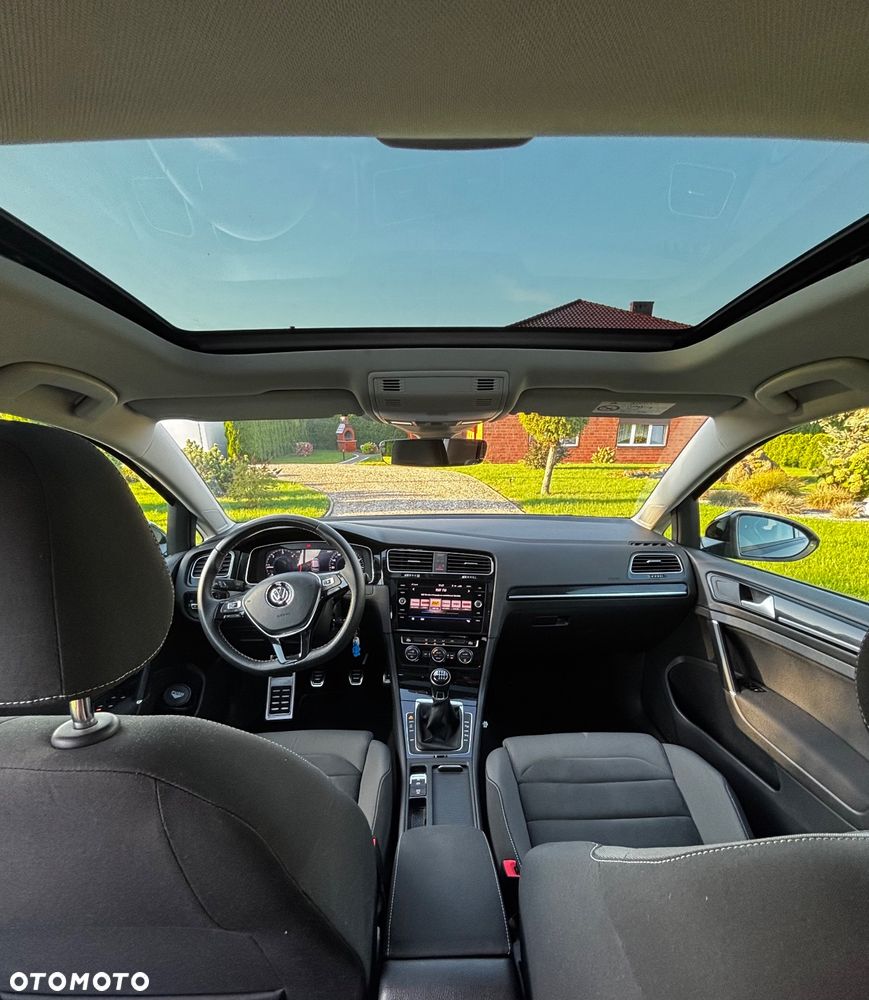 Volkswagen Golf 2.0 TDI SCR Highline - 10