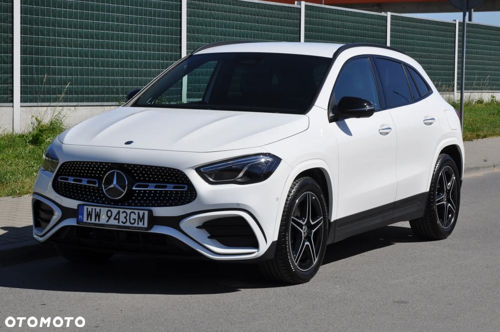 Mercedes-Benz GLA - 22