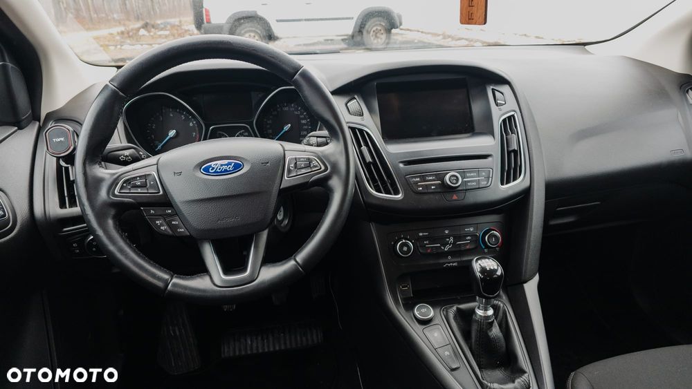 Ford Focus 1.0 EcoBoost SYNC Edition ASS - 11