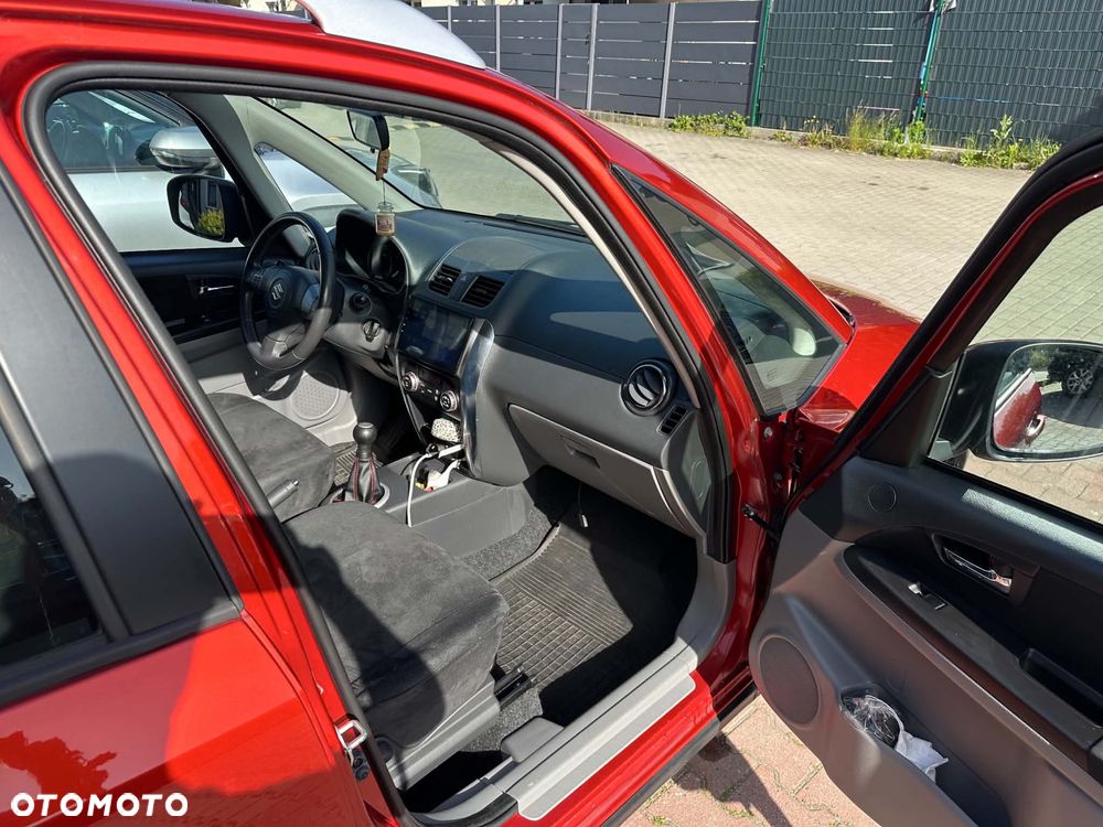 Suzuki SX4 - 4