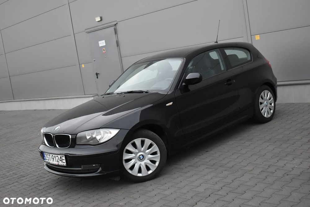 BMW Seria 1 116i - 23