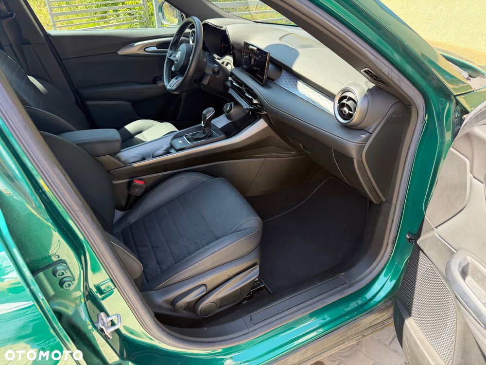 Alfa Romeo Tonale 1.5 T4 GSE mHEV Veloce DCT - 39