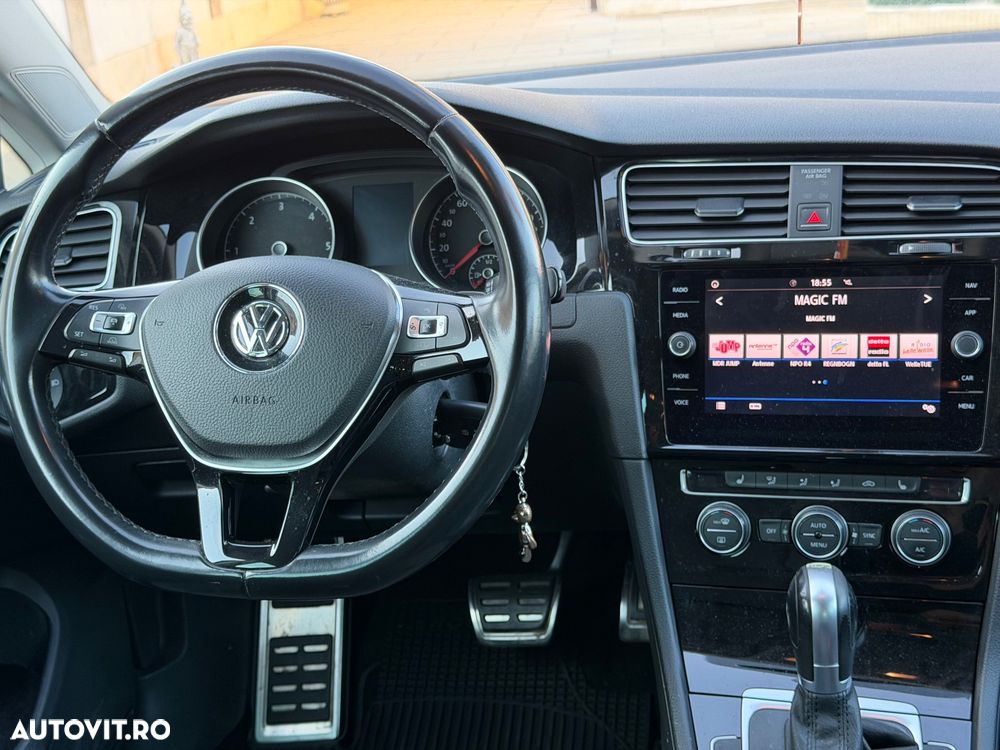 Volkswagen Golf 1.6 TDI DSG Comfortline - 16