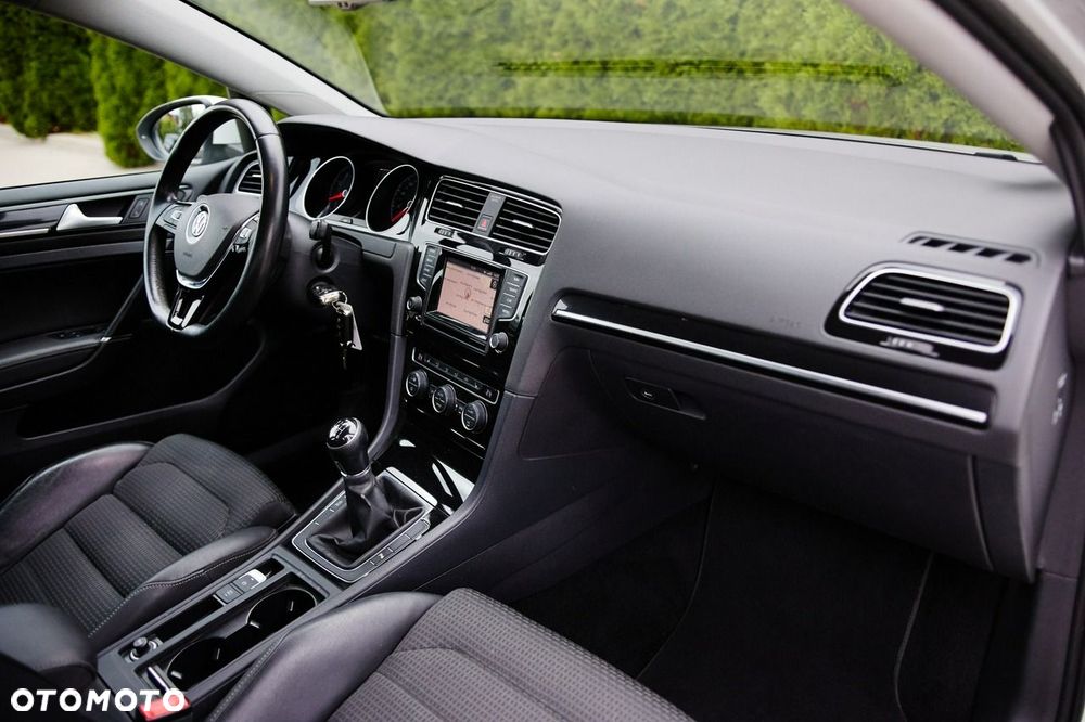 Volkswagen Golf Variant 1.4 TSI BlueMotion Technology Highline - 28