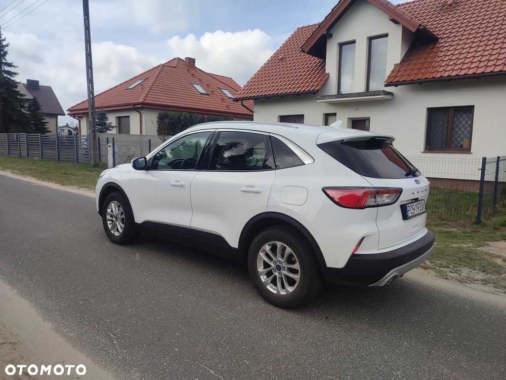 Ford Kuga - 8
