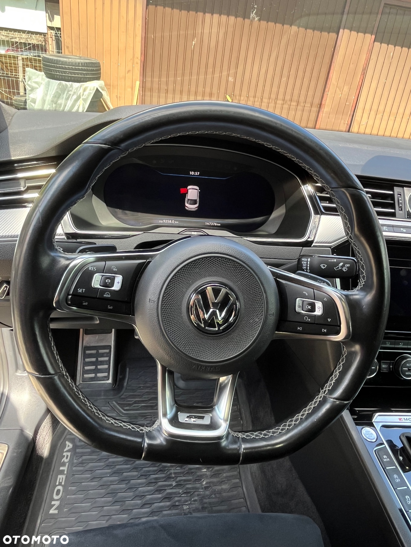 Volkswagen Arteon 2.0 TDI Bi-Turbo SCR 4Mot R-Line Edition DSG - 12