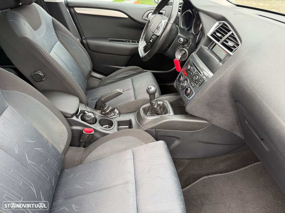 Citroën C4 1.6 HDi Attraction - 16