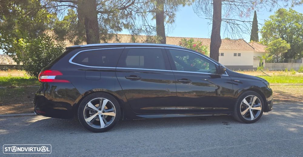Peugeot 308 1.2 PureTech GT Line EAT8 - 2