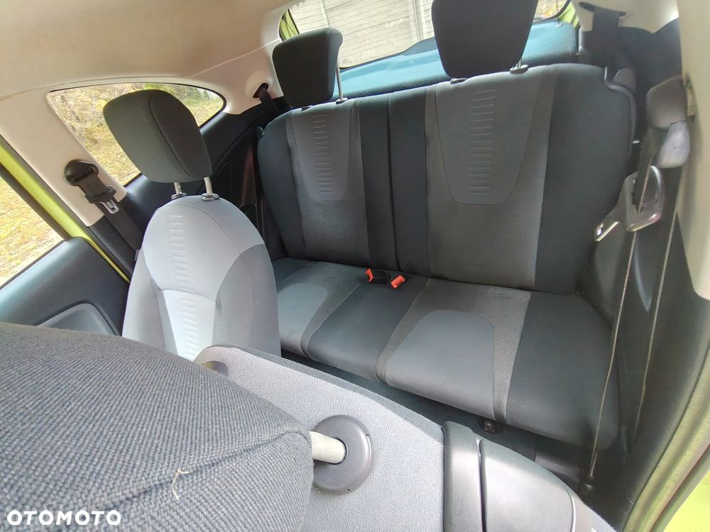 Ford KA 1.2 Tattoo - 22