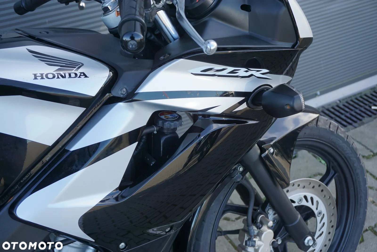 Honda CBR - 8