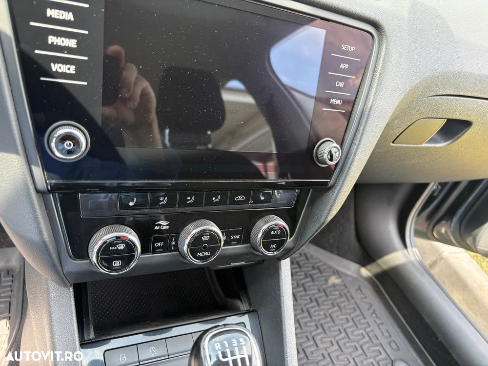 Skoda Octavia 2.0 TDI Style - 7