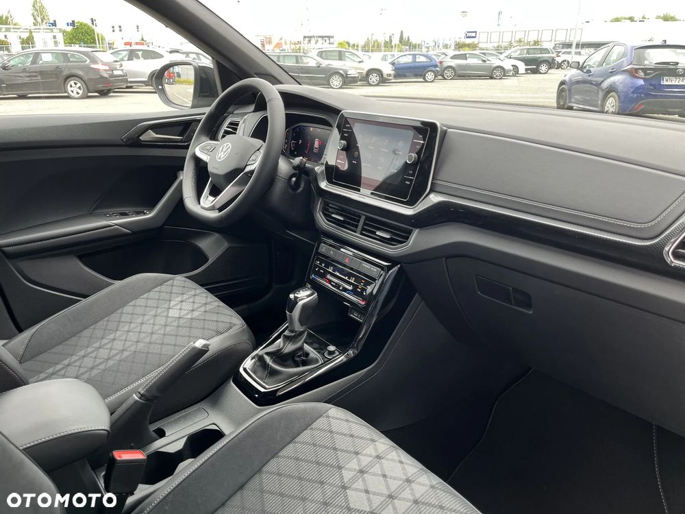 Volkswagen T-Cross 1.0 TSI R-Line Plus DSG - 22