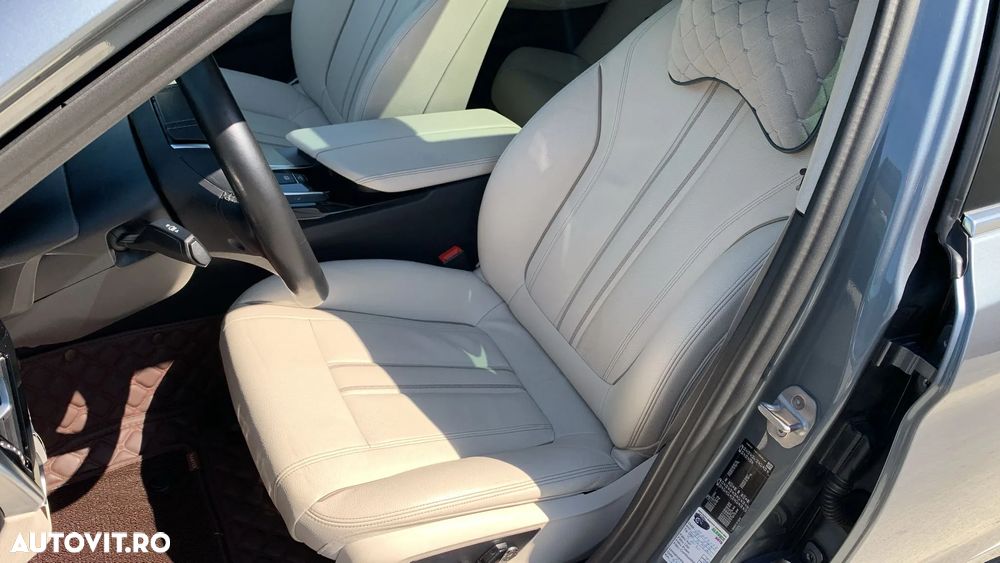 BMW Seria 5 520d AT MHEV - 12