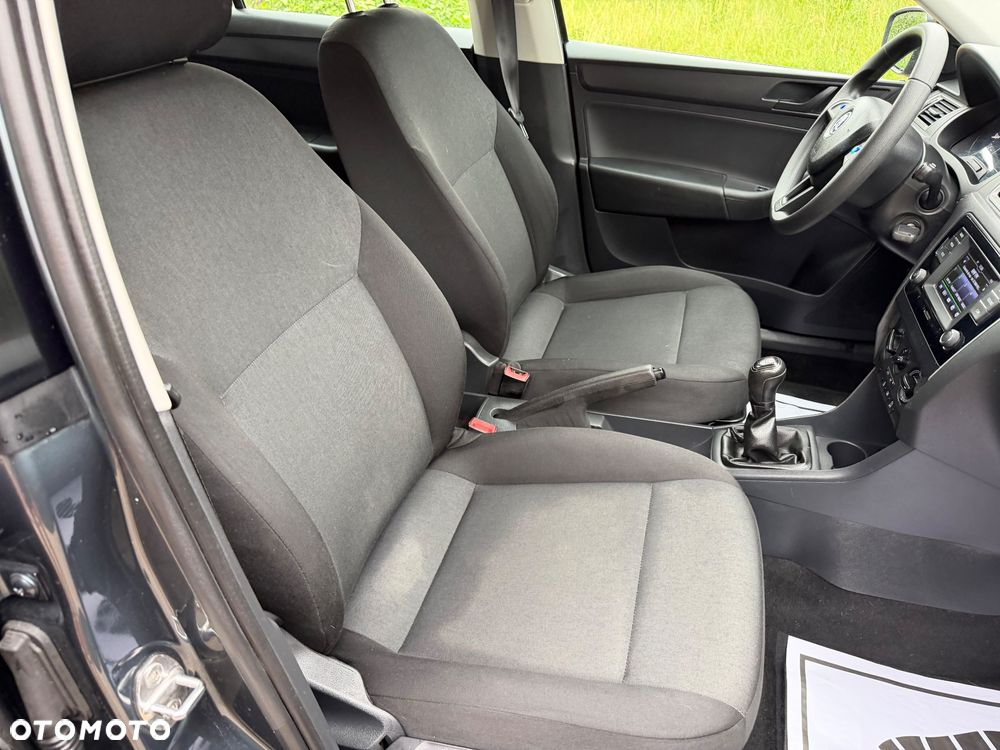 Skoda RAPID 1.2 TSI (Green tec) Emotion Plus - 35