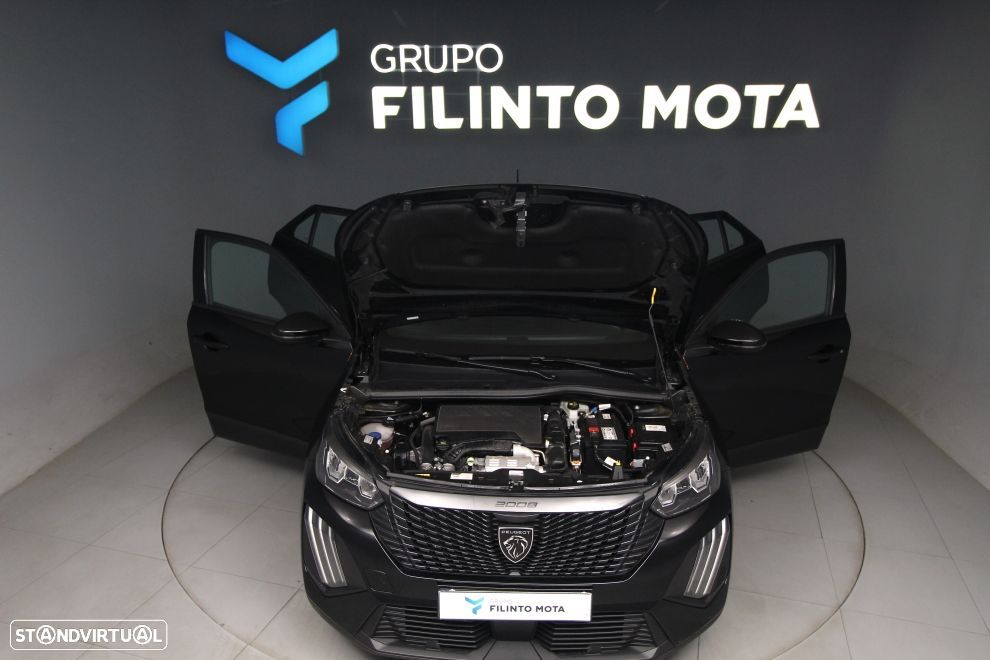 Peugeot 2008 1.2 PureTech Style - 12