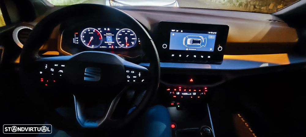 SEAT Arona 1.0 TSI FR - 16