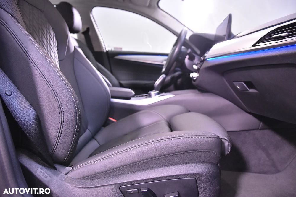 BMW Seria 5 530e xDrive AT PHEV - 11
