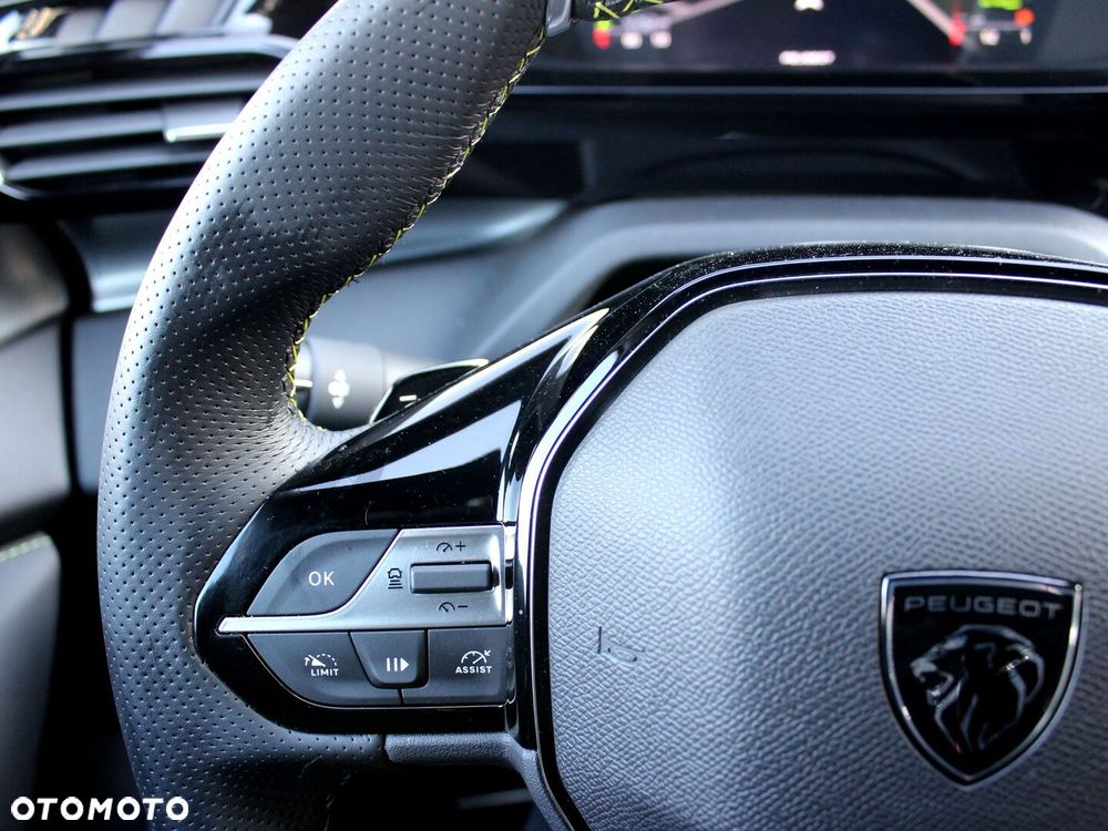 Peugeot 308 - 18
