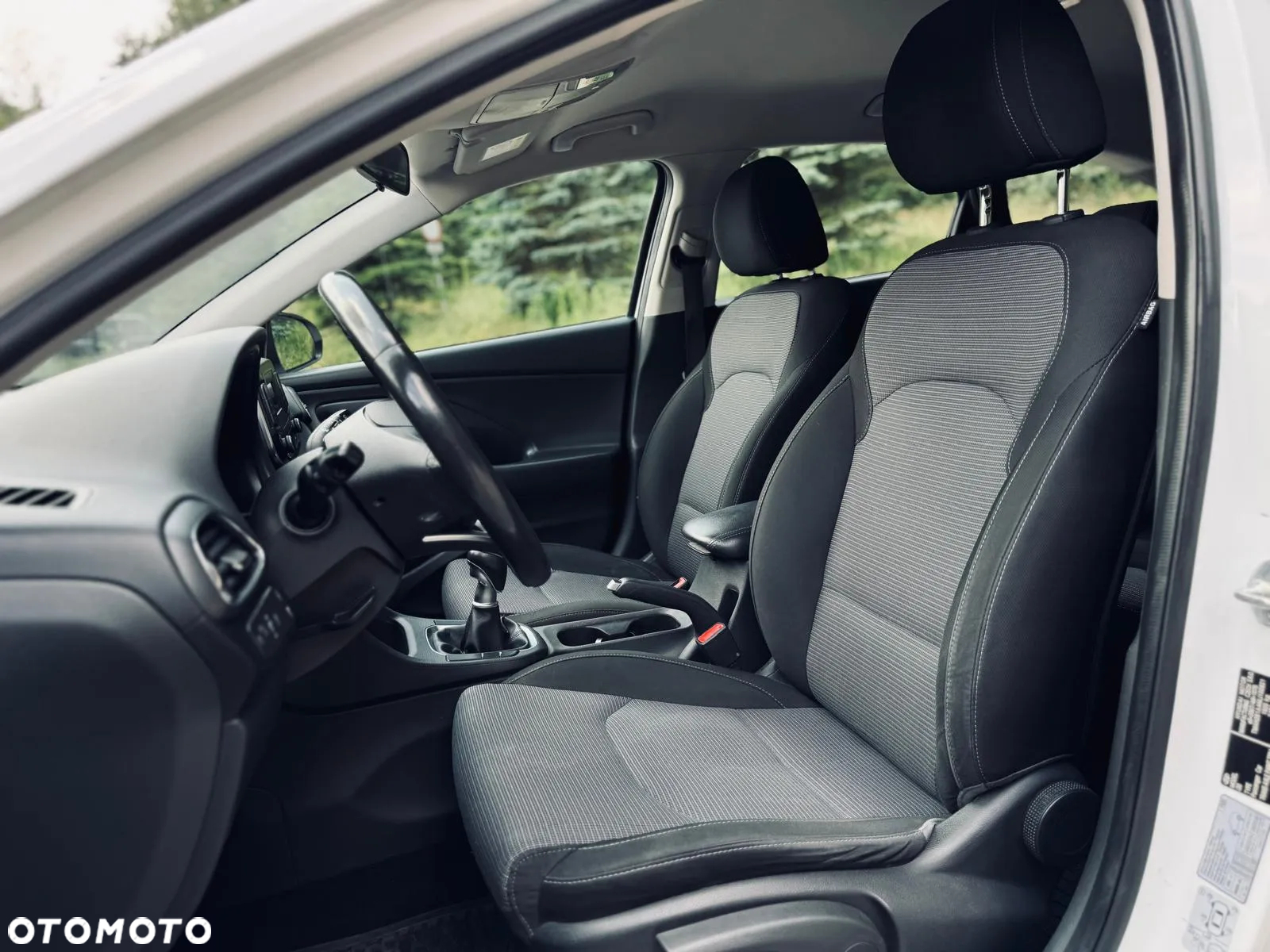 Hyundai i30 1.6 D Comfort - 36