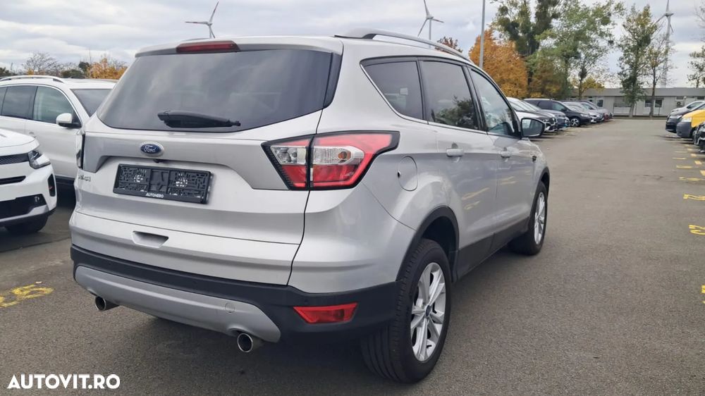 Ford Kuga 2.0 TDCi 2WD Titanium - 25
