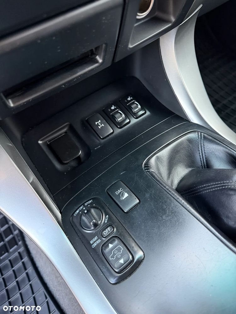 Toyota Land Cruiser - 15