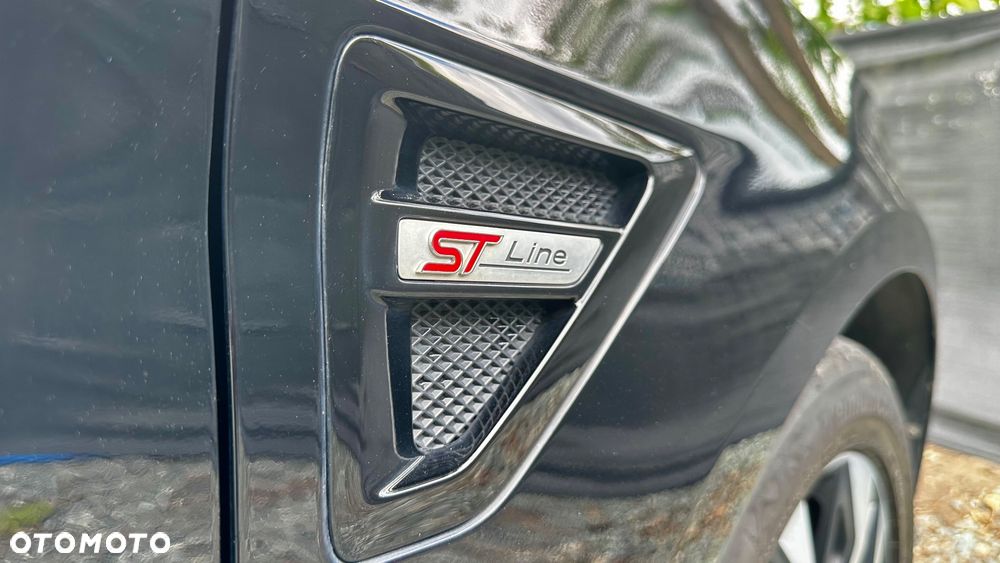 Ford S-Max - 11